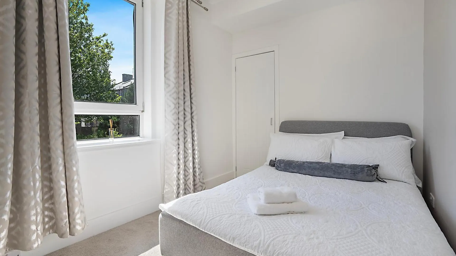 Urquhart Road Apartment - Grampian Lettings Абердин