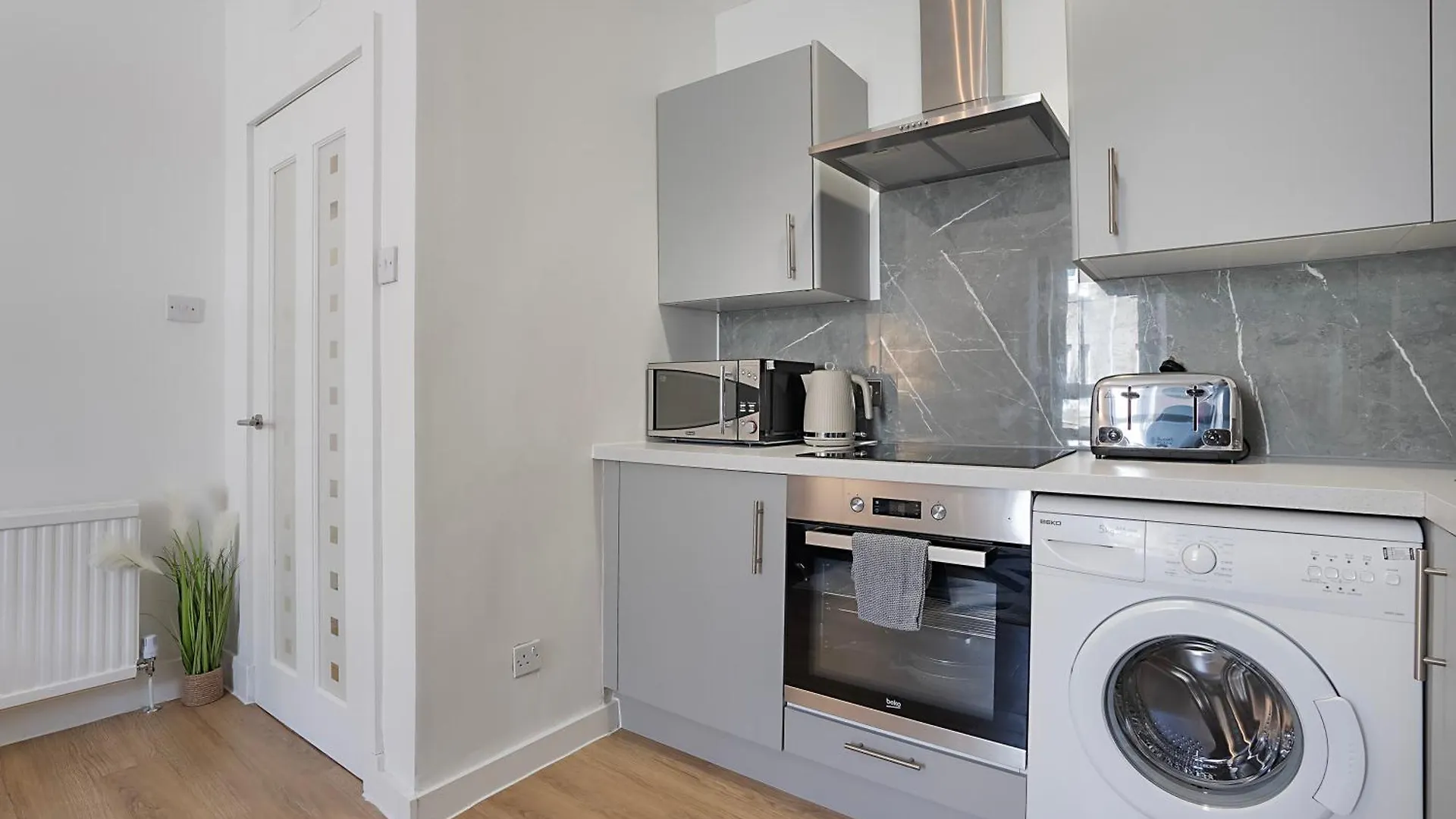 Urquhart Road Apartment - Grampian Lettings Абердин