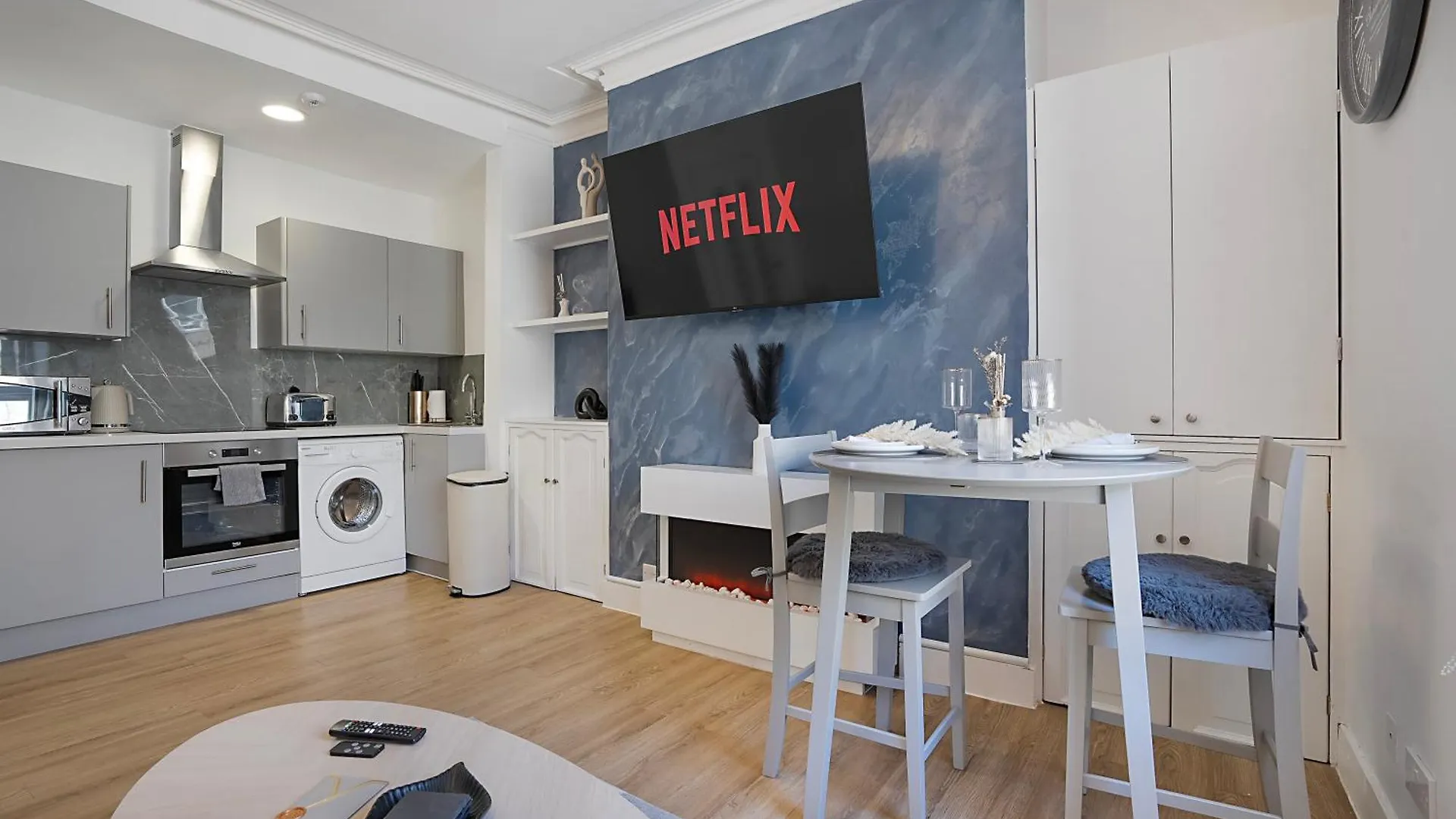 Urquhart Road Apartment - Grampian Lettings Абердин 0*,